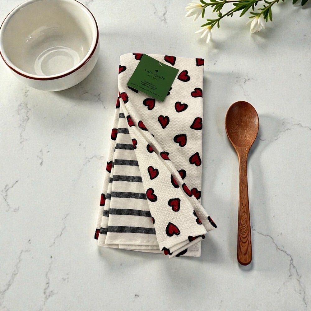 Kate Spade Heart and Stripe Kitchen Towel Set - 3 towels!